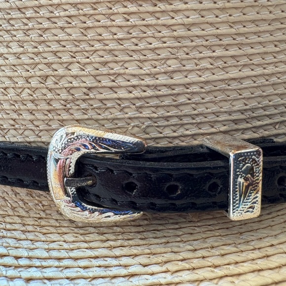 Sunbody Hat Handcrafted - Picture 13 of 16